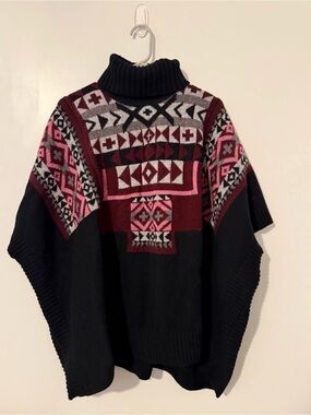 Women’s Black & Burgundy Patterned Turtleneck Sweater